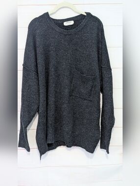 Zenana Outfitters Men’s Charcoal Crewneck Pocket Sweater - Dark 🩶 Gray Size L